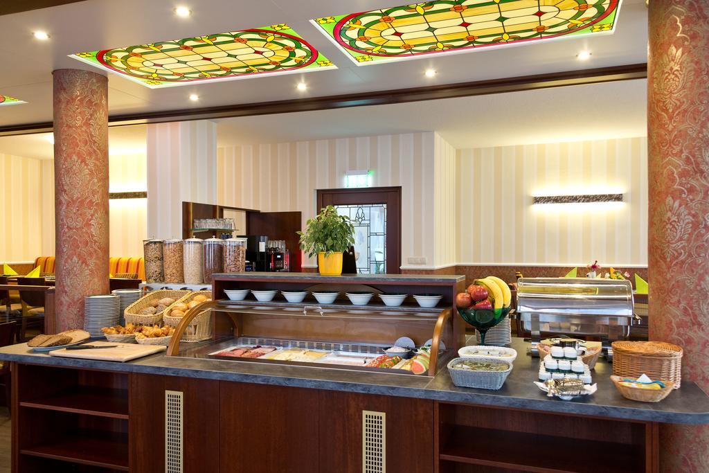 Hotel Fuer Dich Waren  Exteriör bild