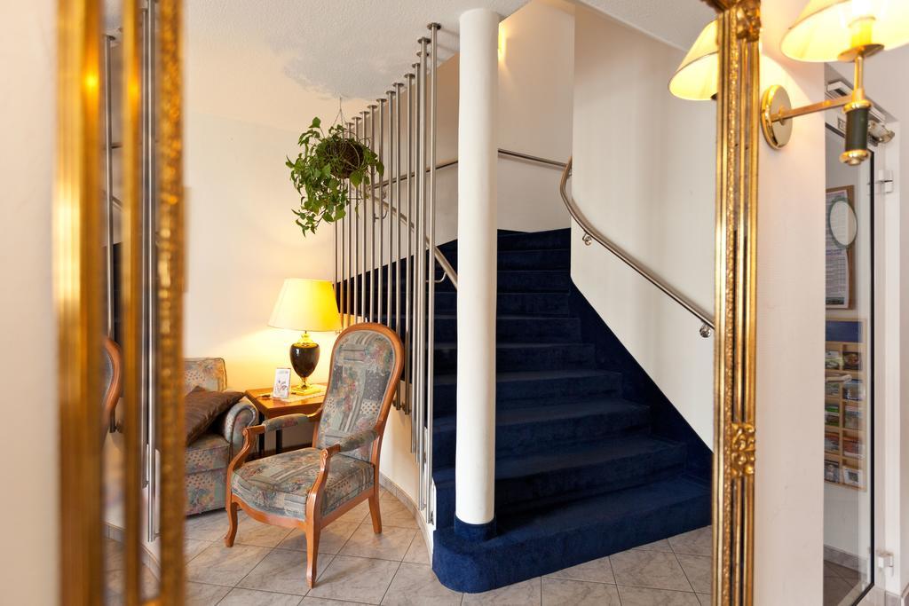 Hotel Fuer Dich Waren  Exteriör bild